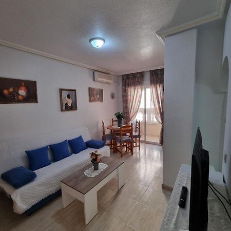 Gemuetliche Ferienwohnung In Torrevieja Ca100M Vom Strand Playa Del Cura Entfernt Exterior photo